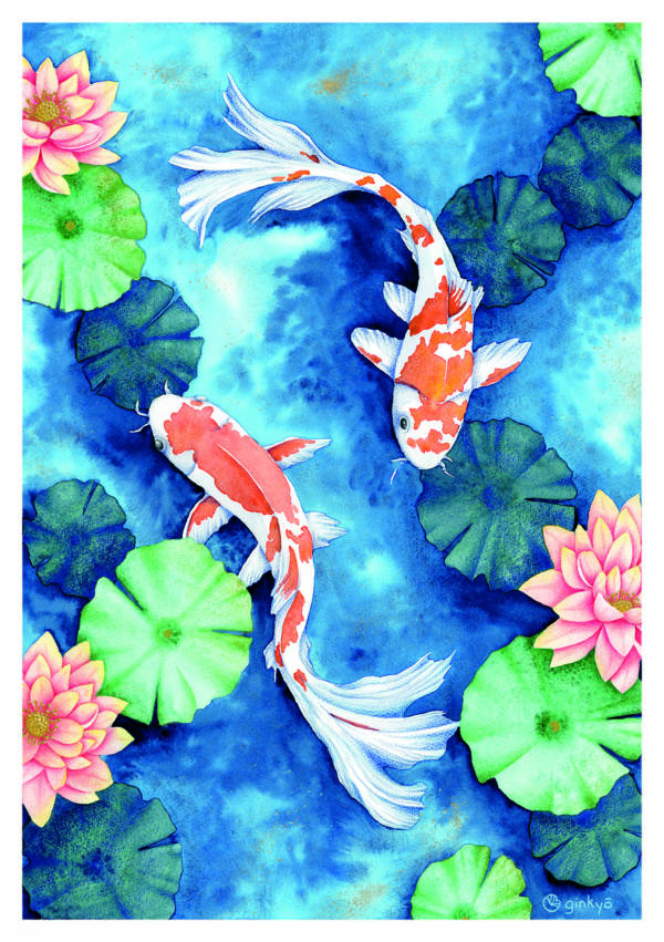 Carte illustrée de deux carpes koï rouges et blanches nageant parmi des nénuphars verts et des lotus roses, style aquarelle, fond bleu
